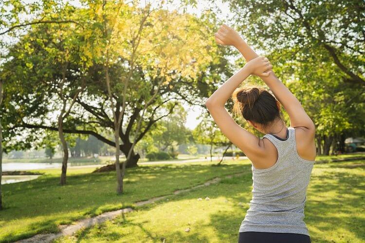 Living a Naturally Healthy Lifestyle