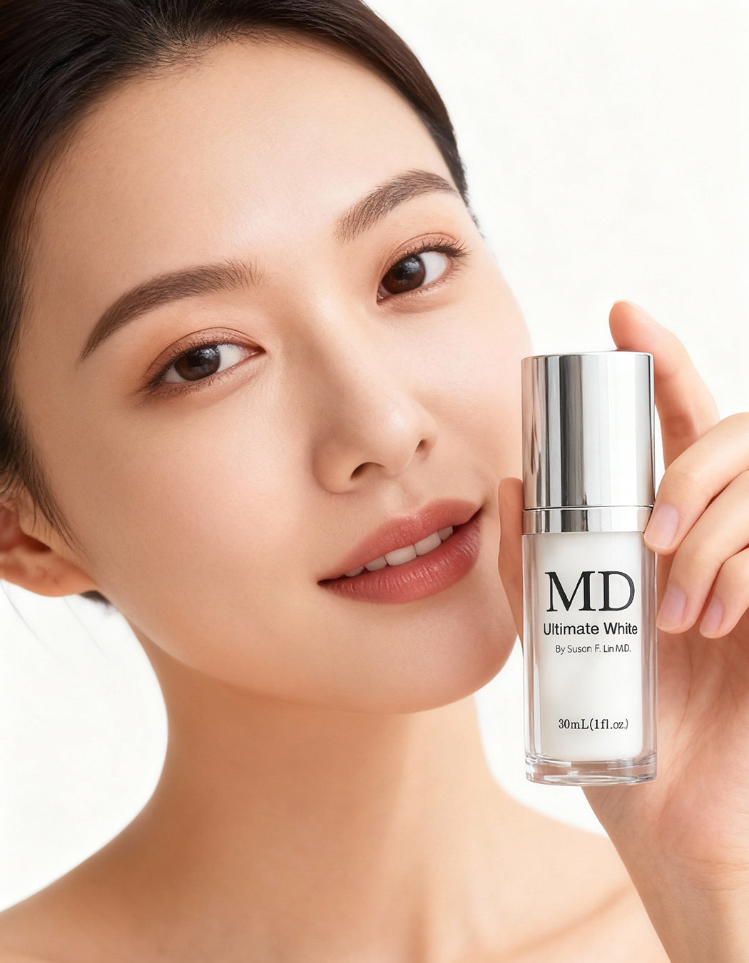 MD® Ultimate White brightening cream — for the appearance of melasma, brown spots, wrinkles and pores